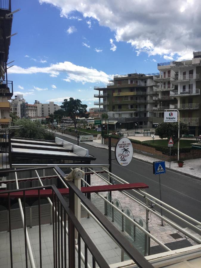 Home Zeus Giardini-Naxos Exterior foto